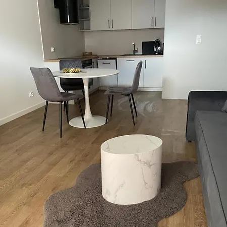 Wiczlino Teczowa アパート